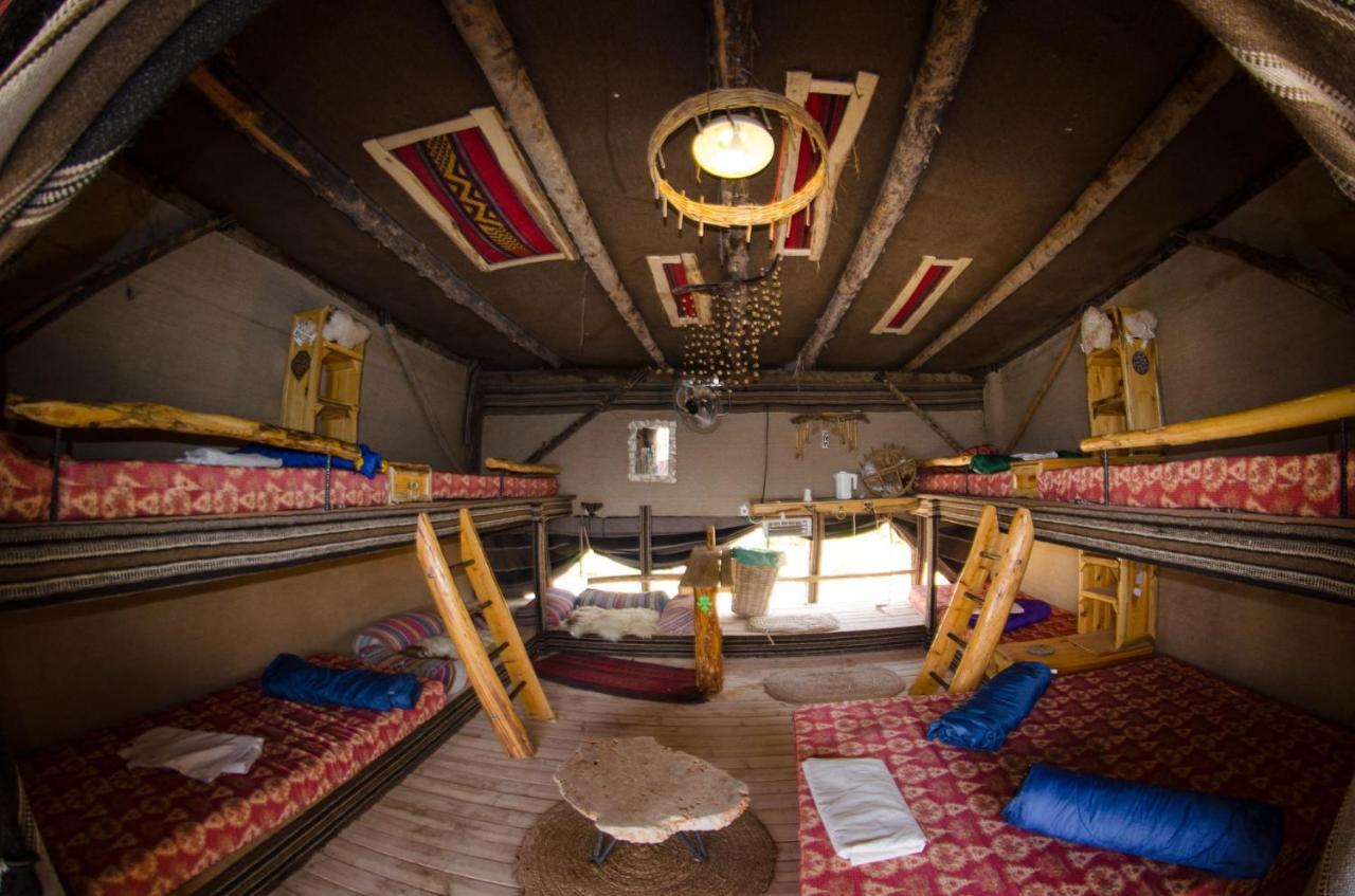 Kfar Hanokdim - Glamping & Camping Арад Екстериор снимка