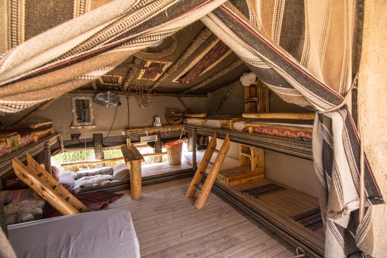 Kfar Hanokdim - Glamping & Camping Арад Екстериор снимка