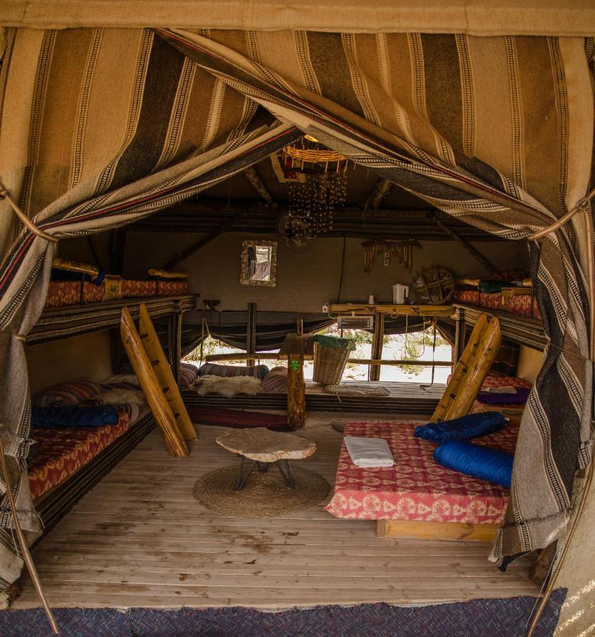 Kfar Hanokdim - Glamping & Camping Арад Екстериор снимка