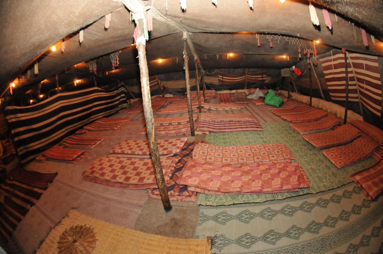 Kfar Hanokdim - Glamping & Camping Арад Екстериор снимка