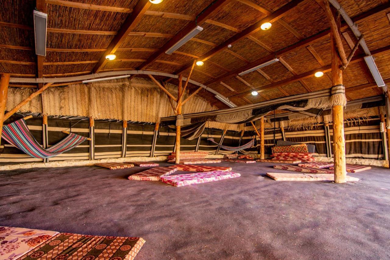 Kfar Hanokdim - Glamping & Camping Арад Екстериор снимка