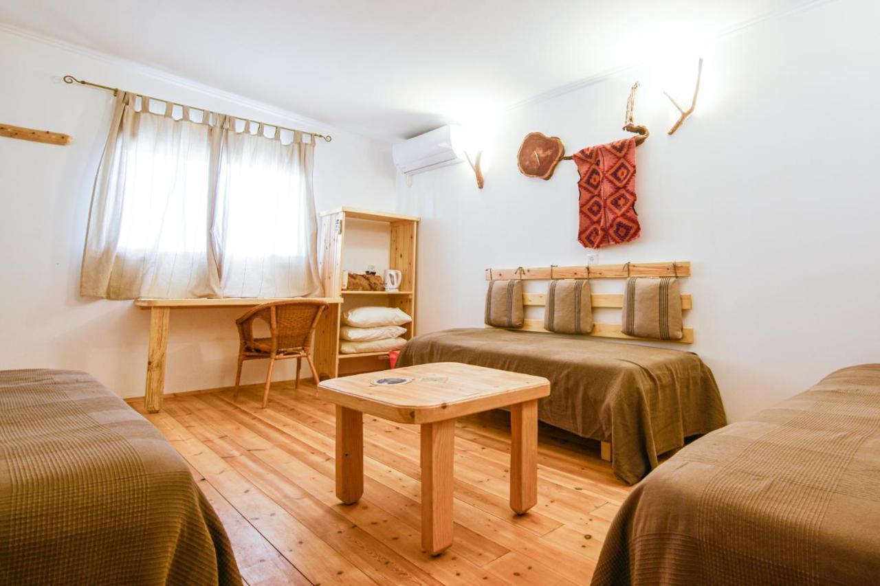 Kfar Hanokdim - Glamping & Camping Арад Екстериор снимка